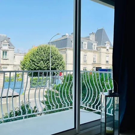 L Escapade Rochelaise - Wifi & Balcon *