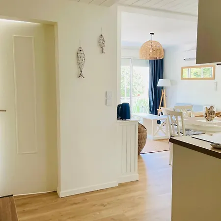 Apartment L Escapade Rochelaise - Wifi & Balcon La Rochelle (Charente-Maritime)