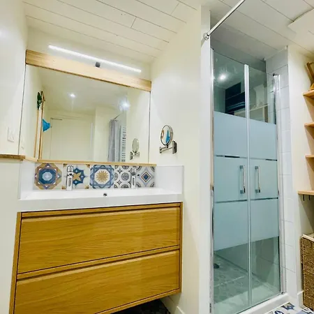 Apartment L Escapade Rochelaise - Wifi & Balcon